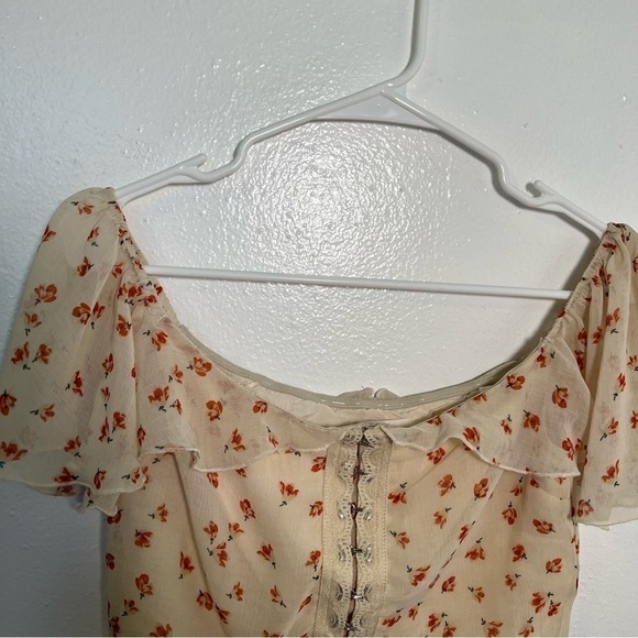 Fanco Off Shoulder Crop Top Cream Orange Floral - Picture 2 of 11
